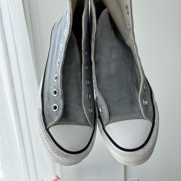 Blue Converse - Picture 5 of 5